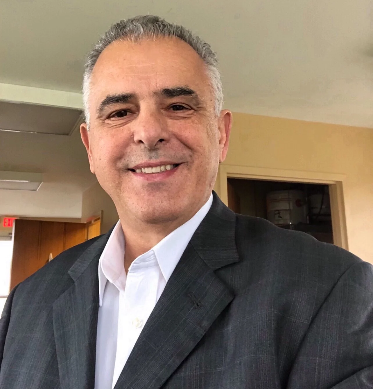 Photo of Anthony J Belsito author of BETWEEN FEAR and FACT - A Paranormal Investigator Examines Ghosts, Science, and the Human Mind