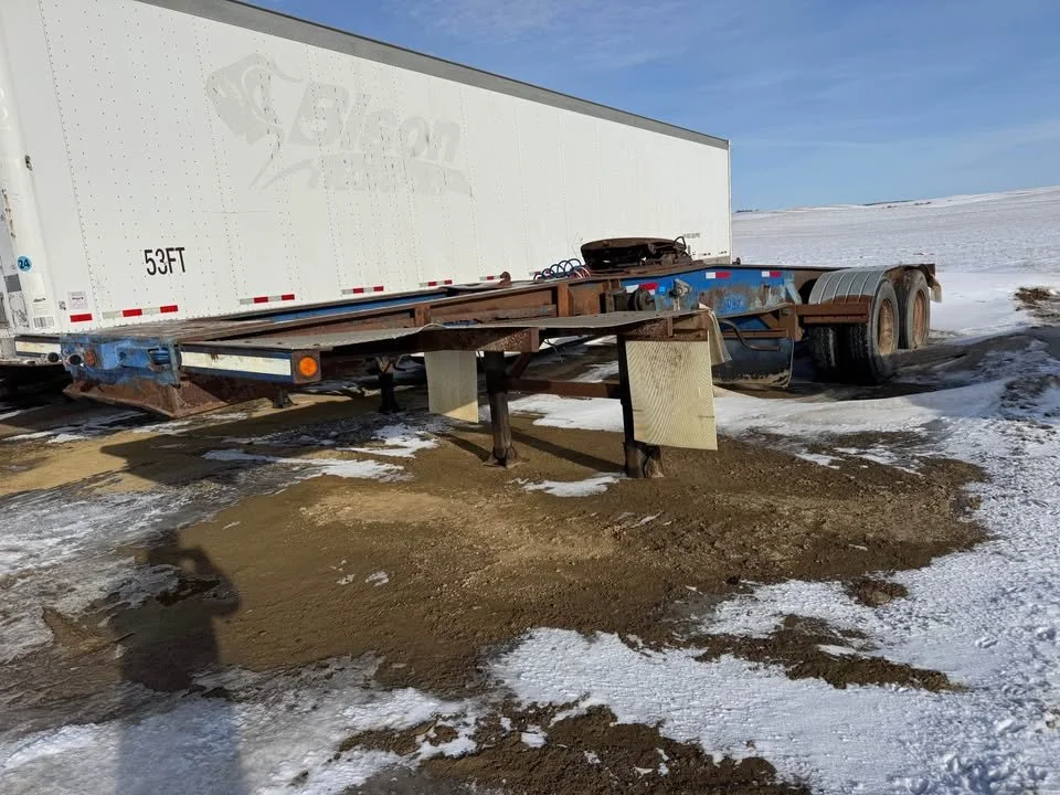 1995 arrow tandem axle heavy haul jeep.jpg