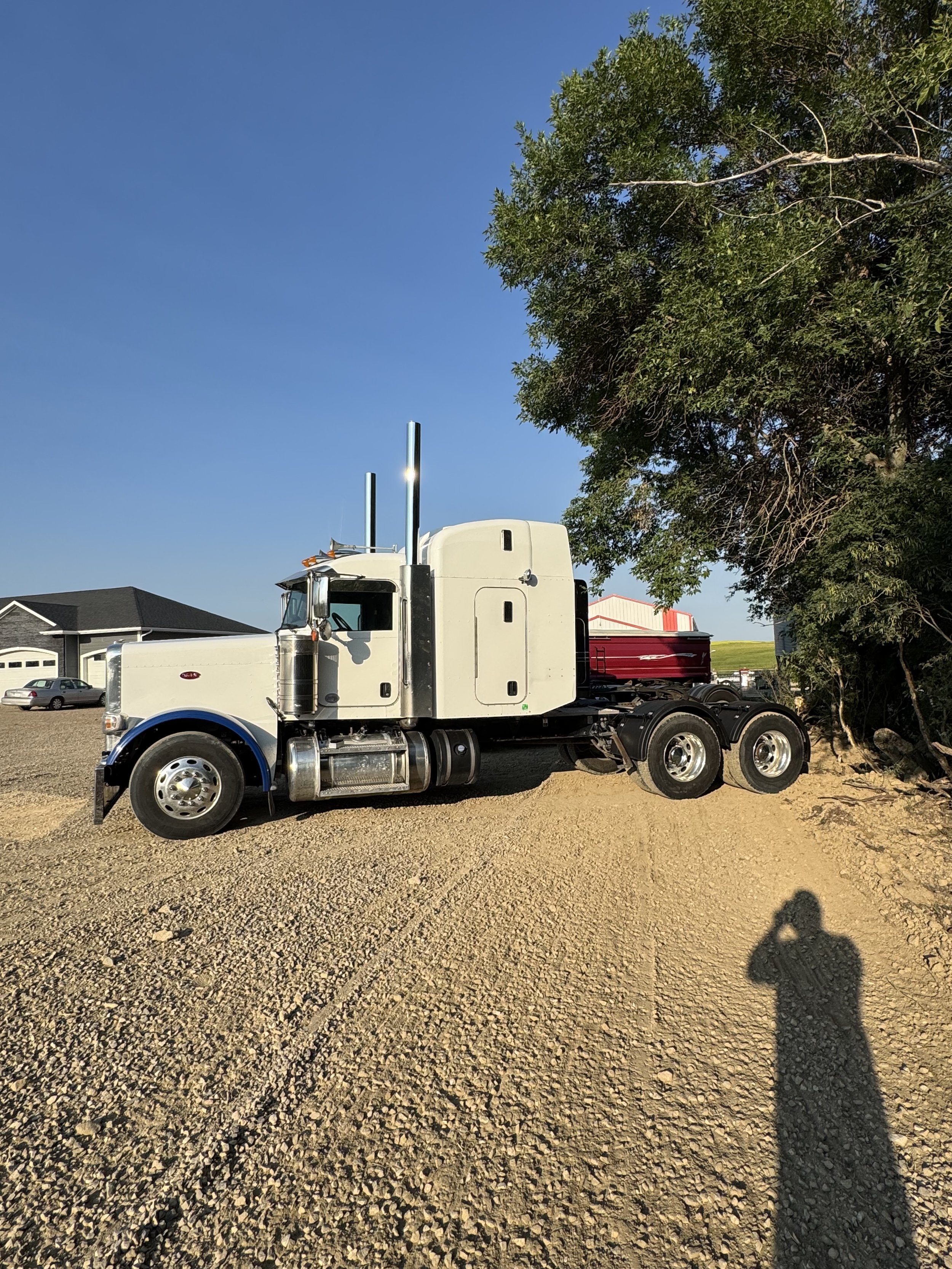 2019 Peterbilt 389-4.jpg