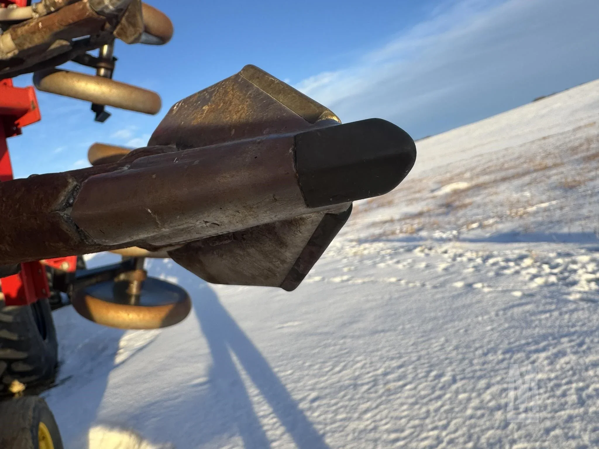 2012 BOURGAULT 5810-62-4.webp