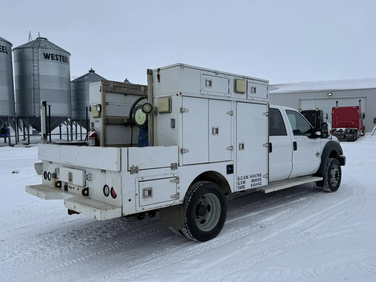 2011 ford f 550 service truck-3.jpg