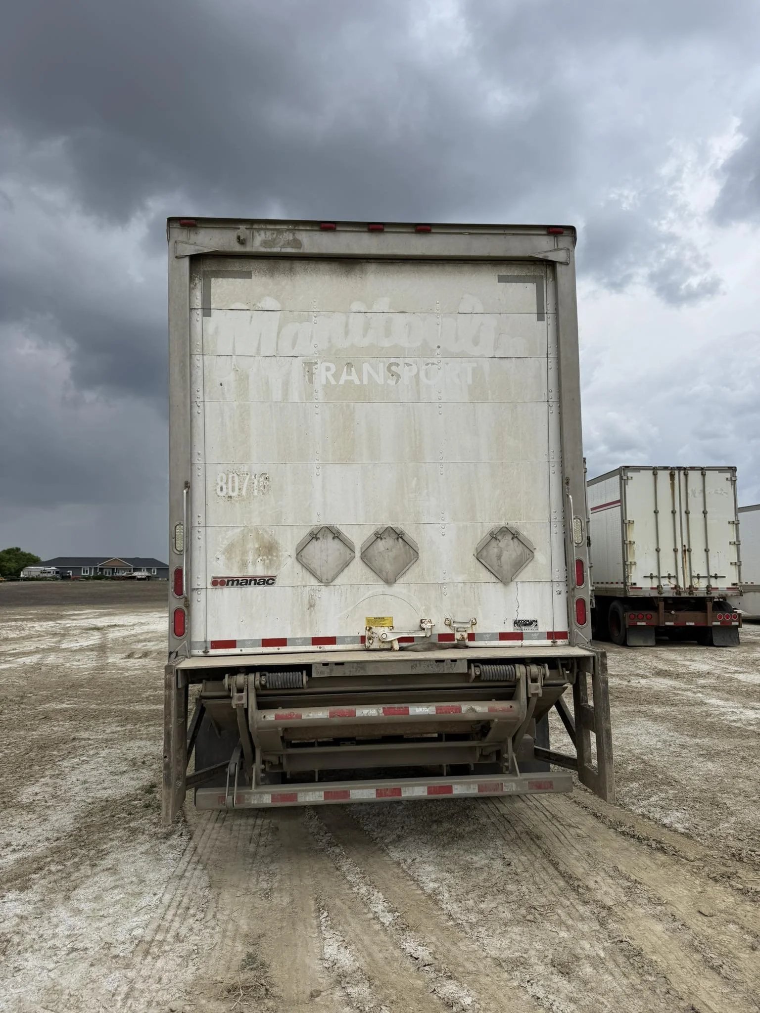 2012 MANAC 38 ft SINGLE AXLE VAN TRAILER-7.jpg