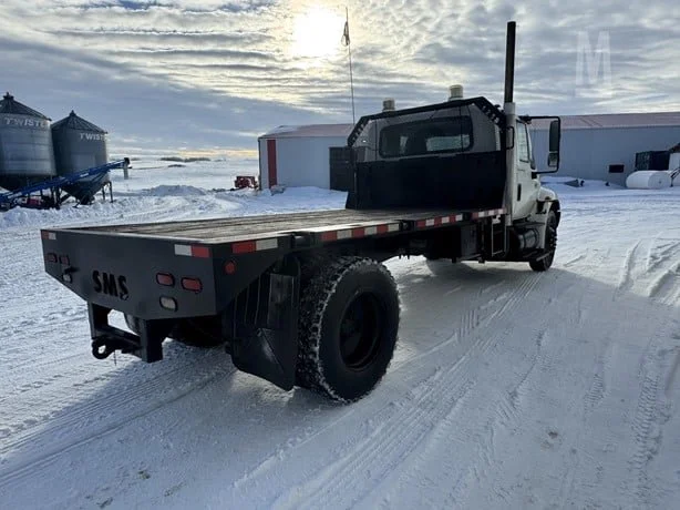 2007 INTERNATIONAL DURASTAR 4300-2.jpg