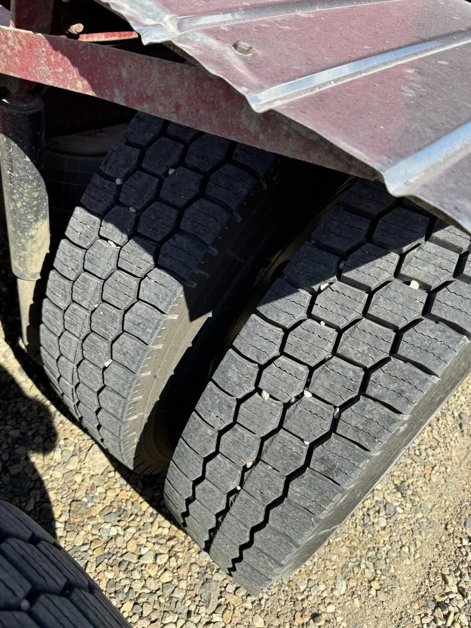 2004 w900 L semi-5.jpg