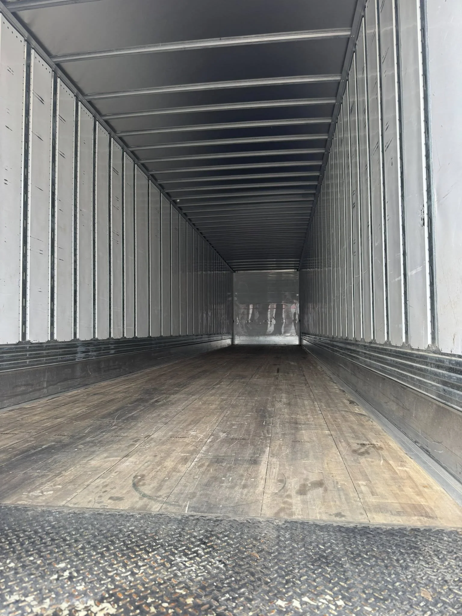 2024 UTILITY 53 foot van trailer-9.jpg