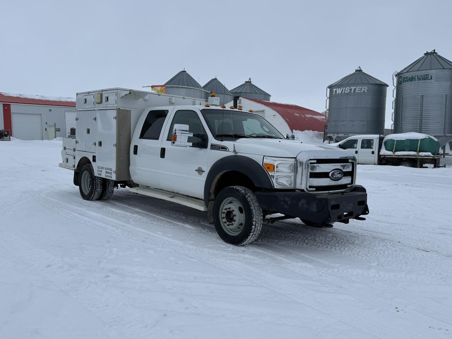 2011 ford f 550 service truck-2.jpg