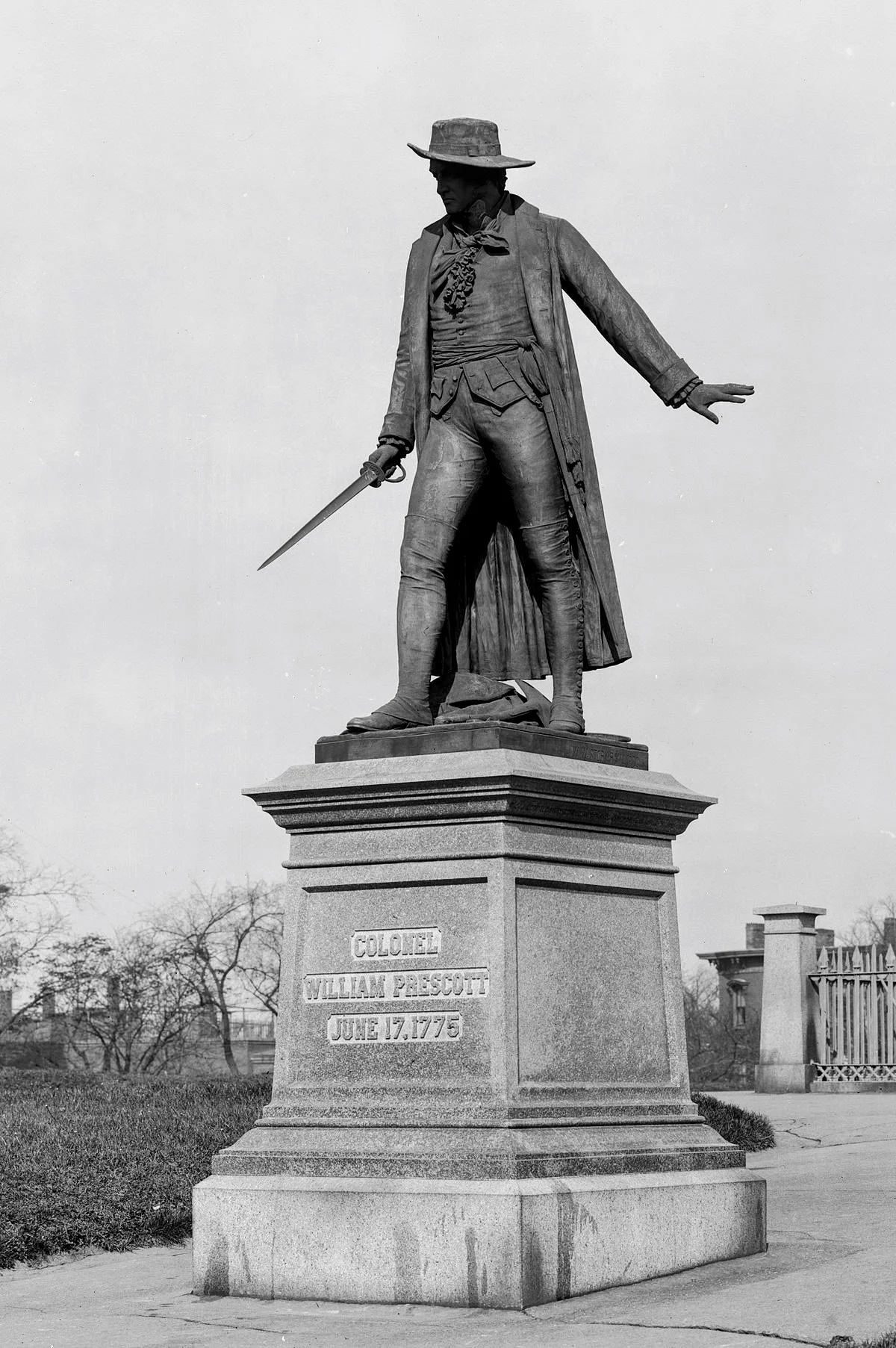 1200px-Statue_of_william_prescott_in_charlestown_massachusetts-EDIT.jpg