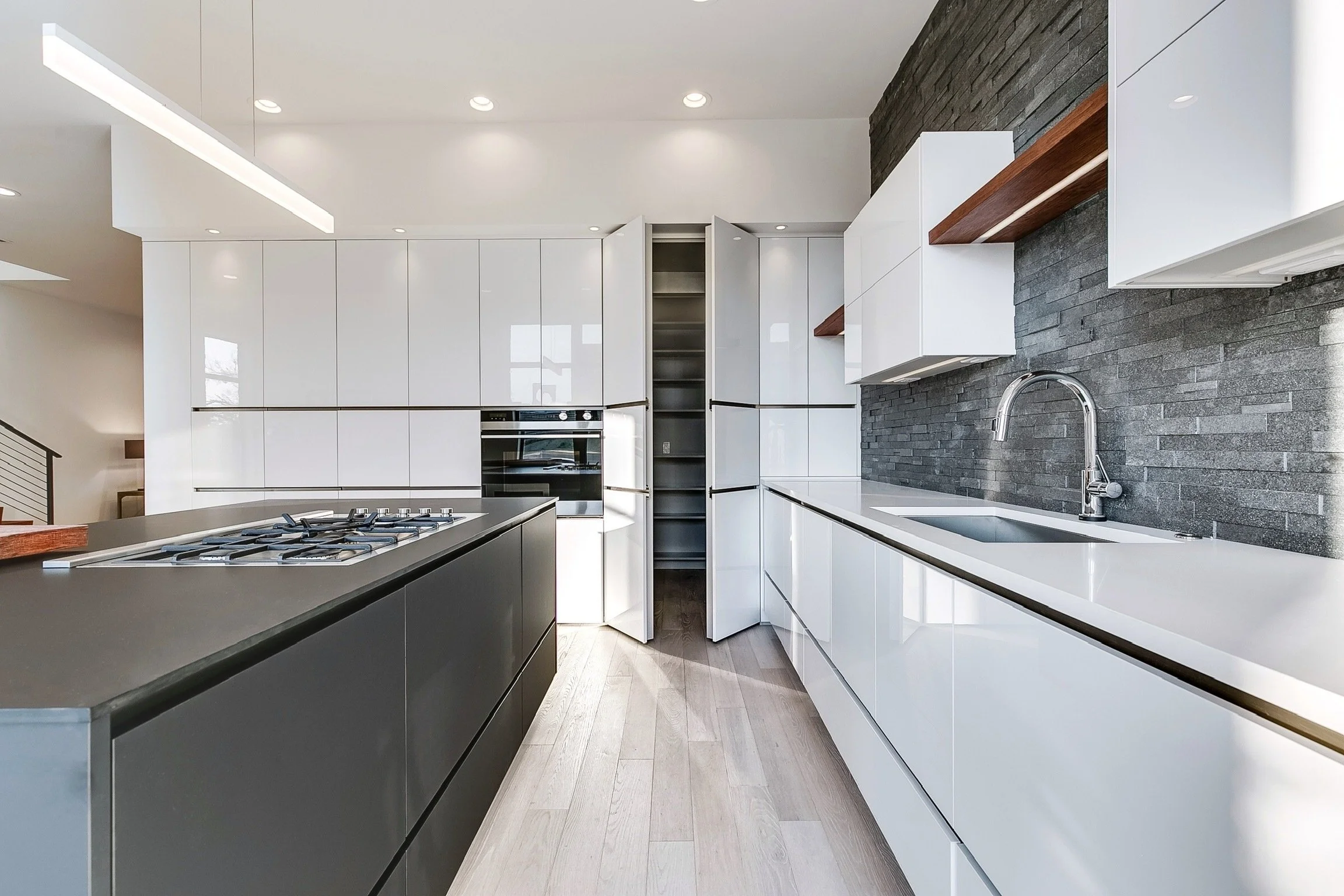 Modern frameless kitchen cabinets in Oklahoma City