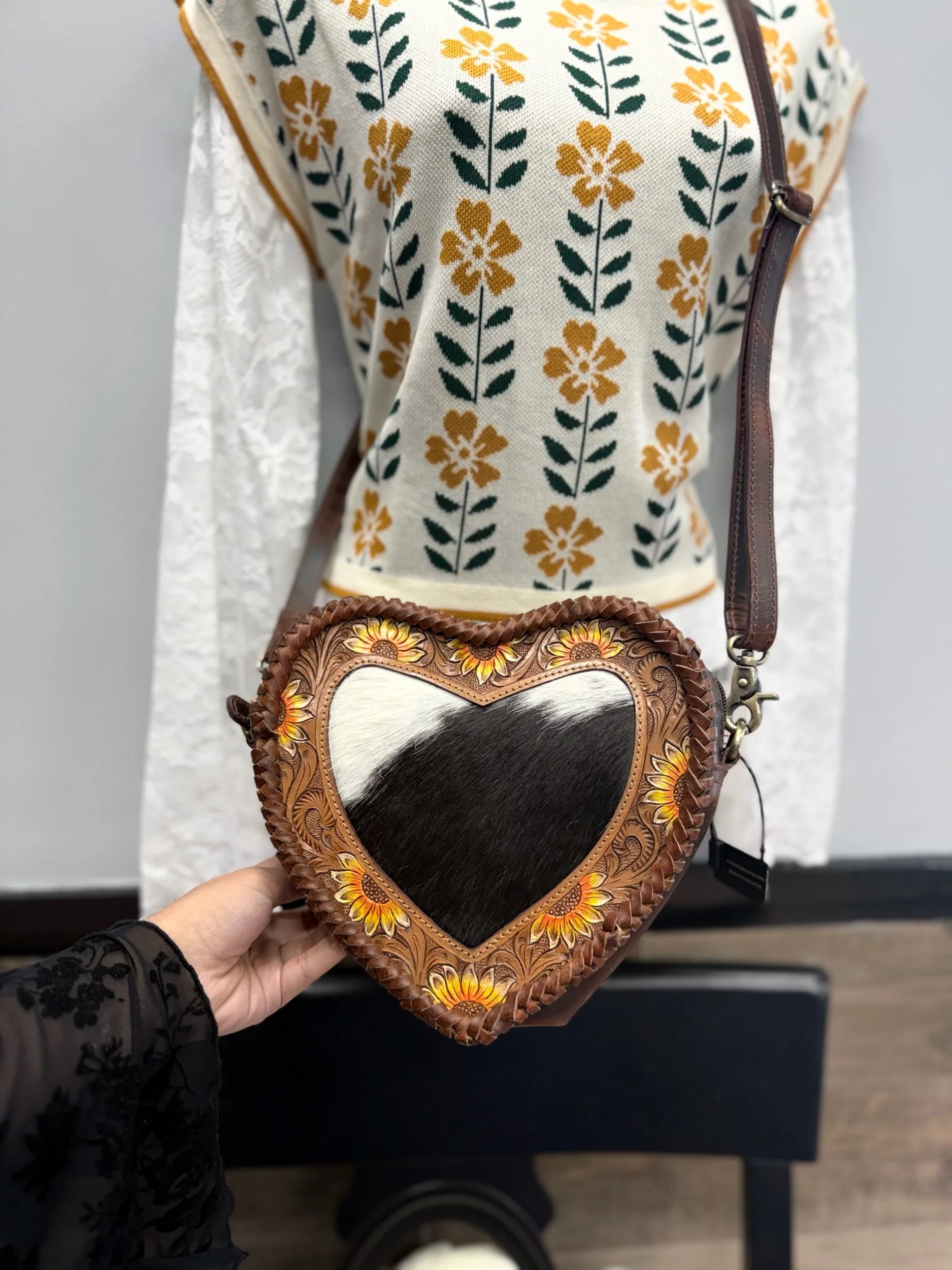 Heart Shaped Leather Cowhide Purse | Daisy Print