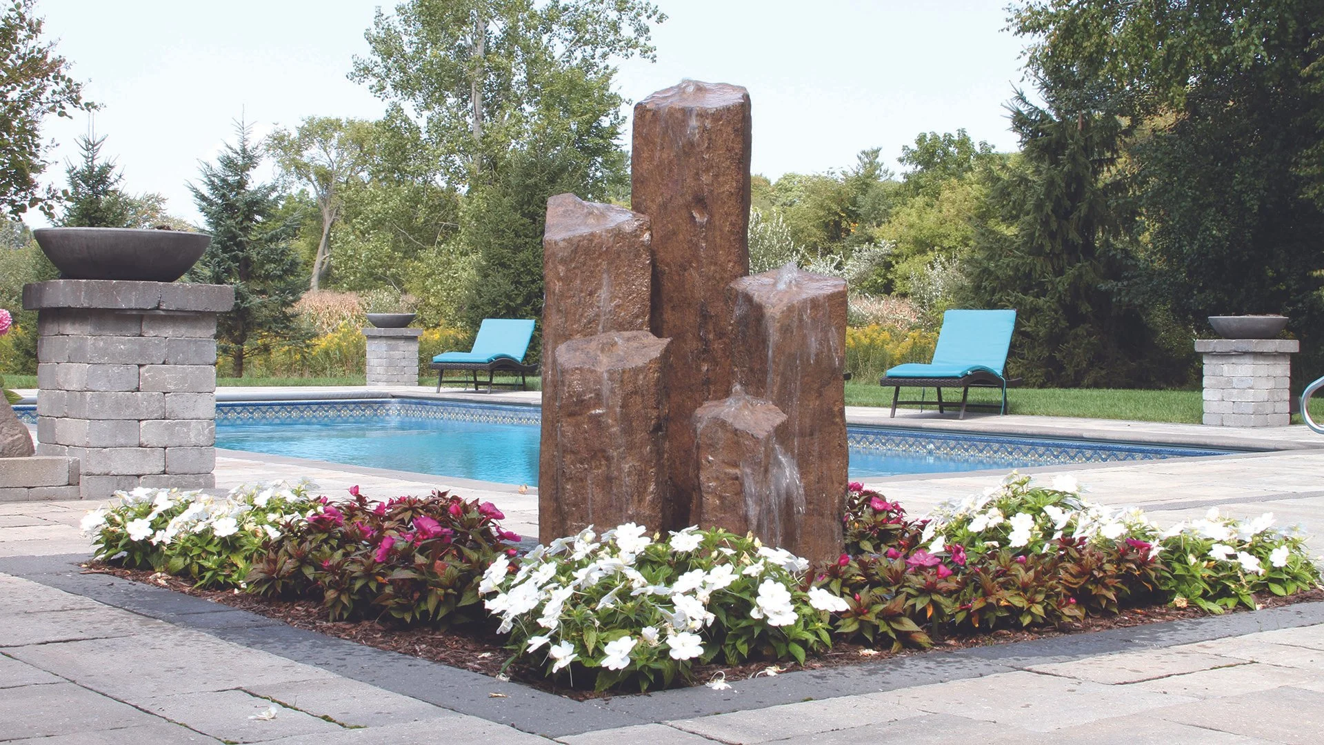 Tower of 5 rocks fountain 