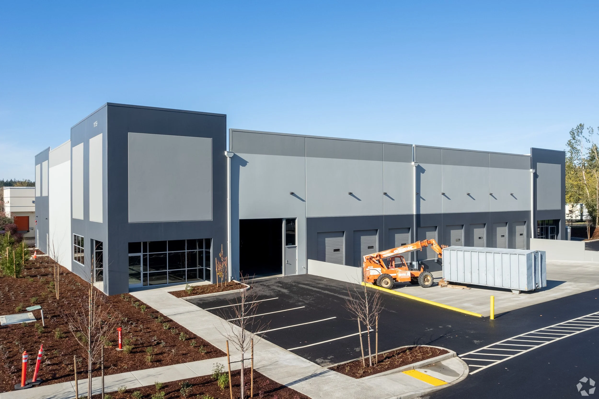 Modern Clackamas flex industrial building with grade-level doors—availability shortlist and site selection
