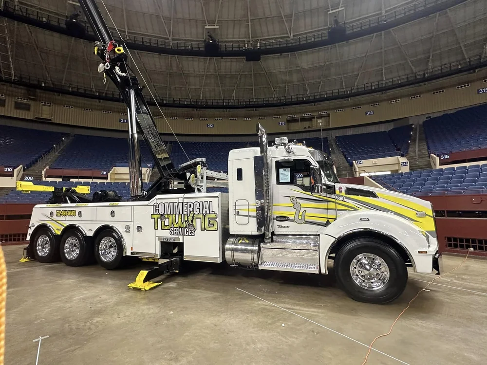 Commercial Road Solutions towing gallery photograph 3 of 59