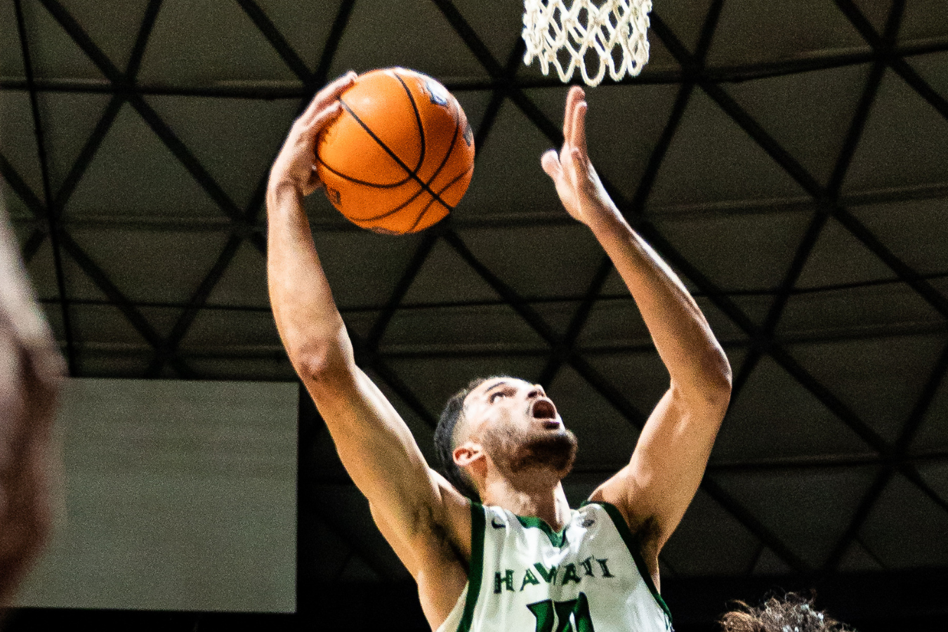 Toumi Seizes the Moment as Hawai‘i Edges UC Davis in Big West Opener