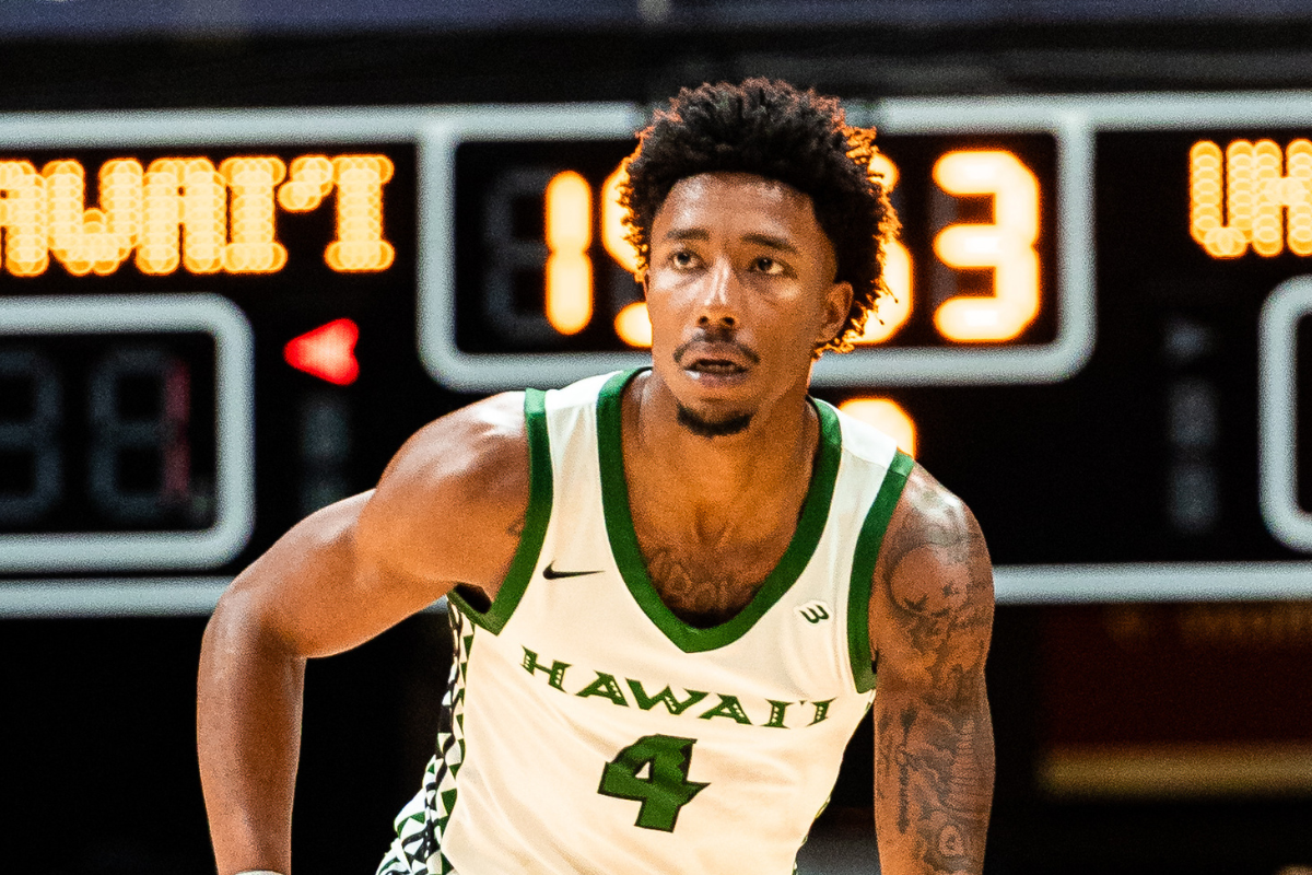 Bullock hits 1,000 career points in Hawai‘i’s 98–71 win over CSUB