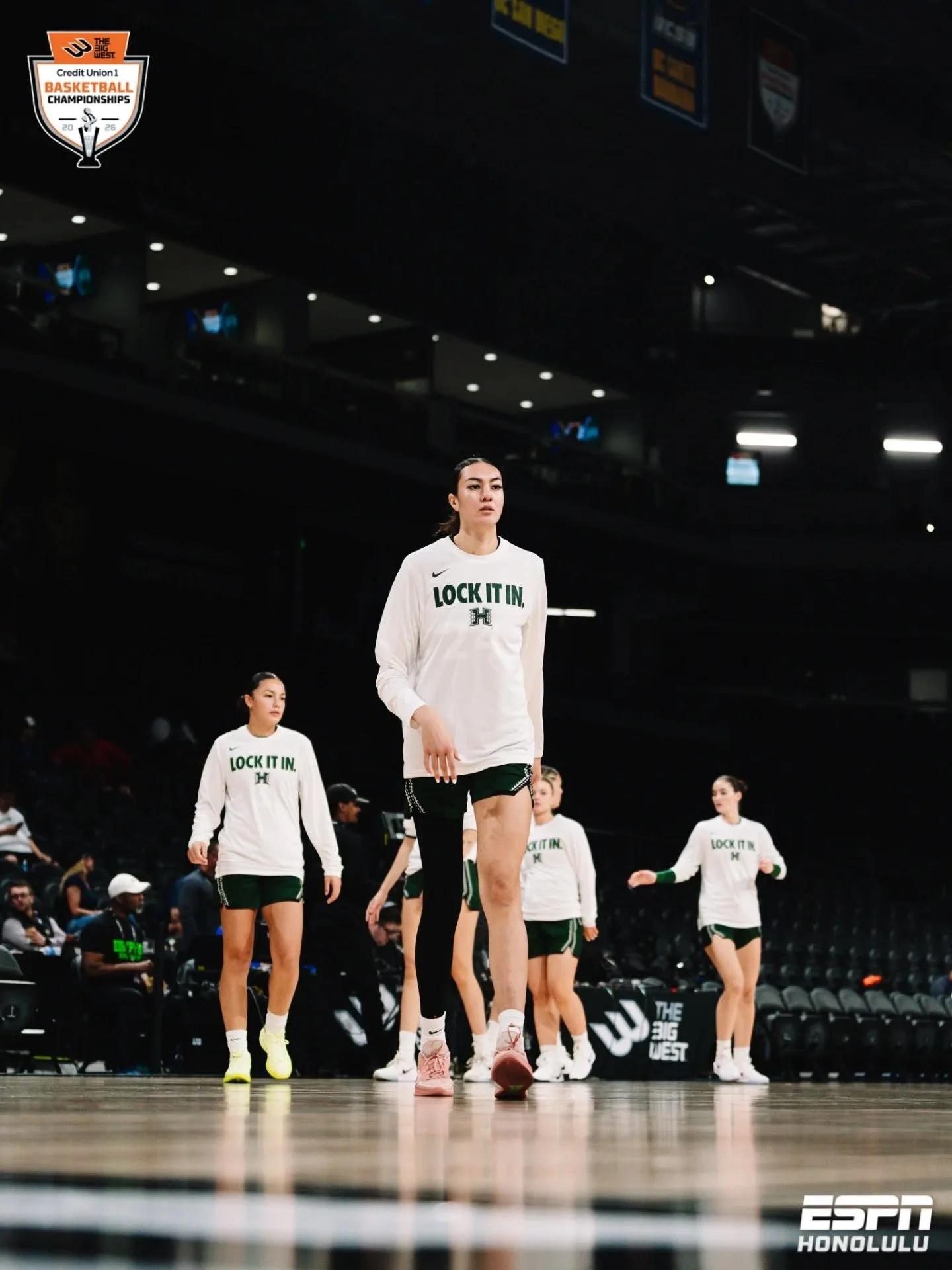 BW Semis here we go. 

Hawai'i takes on top-seeded UC Irvine today for a spot in the Big West championship. 

📻 Listen live at 9am HST on ESPN Honolulu 92.7 FM / 1500 AM with @dave_kawada.

📸 @shootahsav