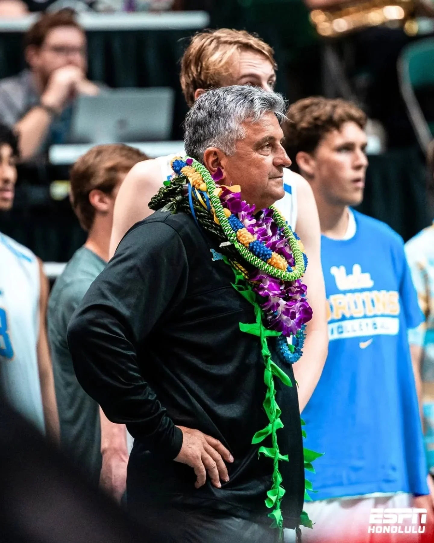 A familiar face in the Stan! 🌈🏐🤙🏽

Former Hawai&lsquo;i men&rsquo;s volleyball associate head coach Milan Zarkovic, now the associate head coach at UCLA, returned to Mānoa for the Outrigger Invitational as the Bruins faced the Rainbow Warriors Sa