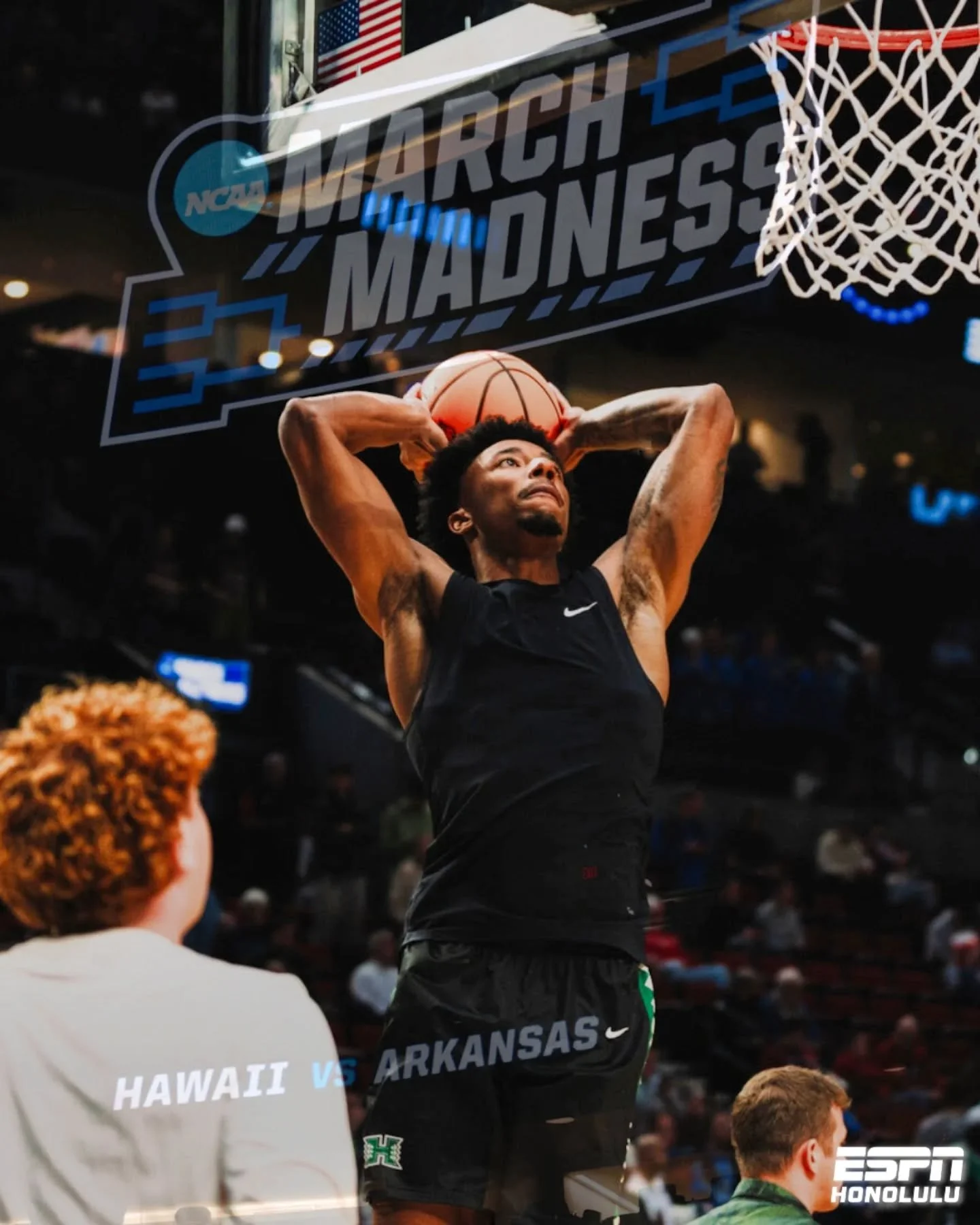 Here we go! Hawai'i x Arkansas 🏀

📸 @shootahsav
