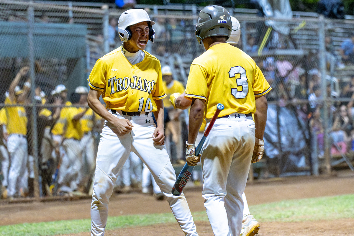 Mililani's big sixth inning pounds Pearl City, 13-3, wins OIA title