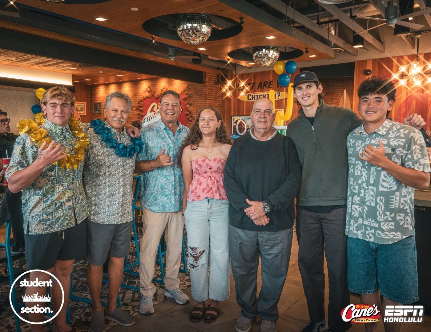 Mahalo to our present &amp; alumni athletes from Kaiser High School for joining us at Raising Cane's in Hawaiʻi Kai for another edition of the Student Section!
@kaiserhighschool_hi