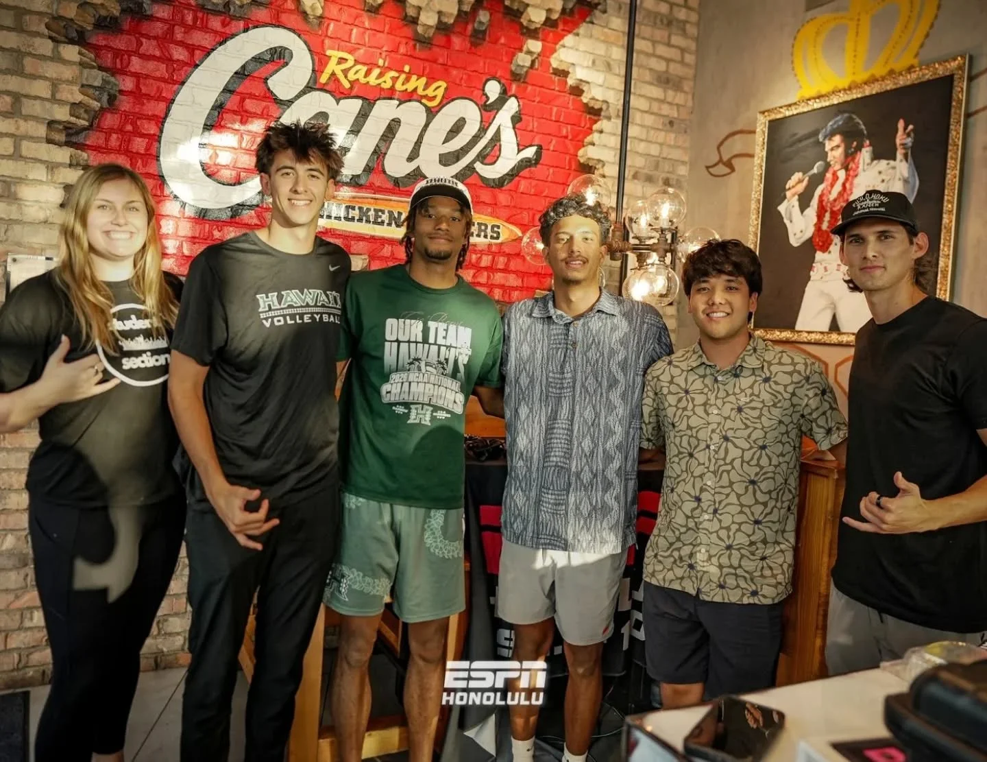 Mahalo to UH national champs Kainoa Wade &amp; Louis Sakanoko, along with DII boys volleyball state champs Laʻakea Kamahele &amp; Brennan Nakayama of Le Jardin for joining us for the final Student Section show of the 2025&ndash;26 school year. 🏐🏆

