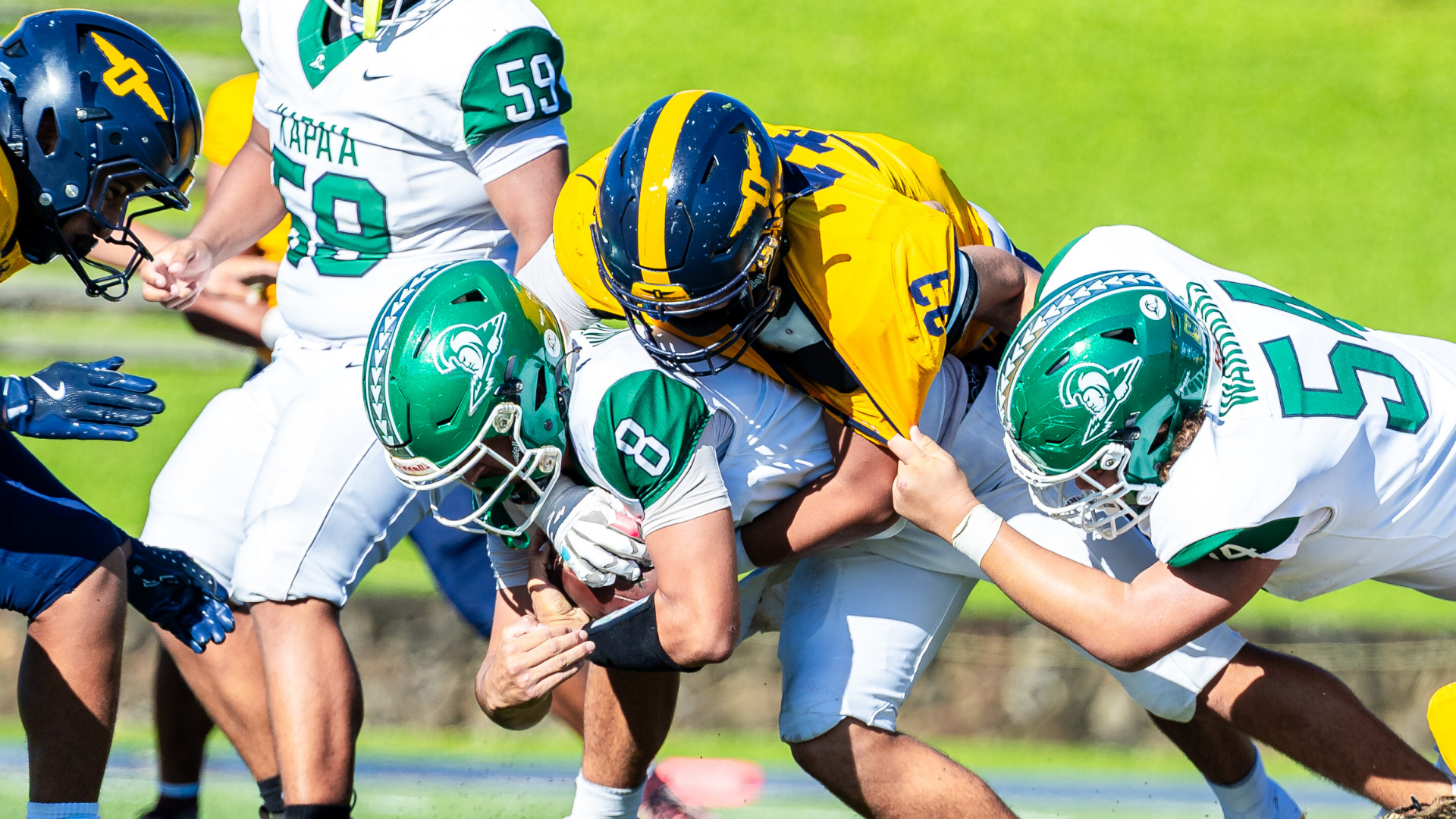 Kapaʻa Rallies From 14 Down to Tie Punahou, 14-14