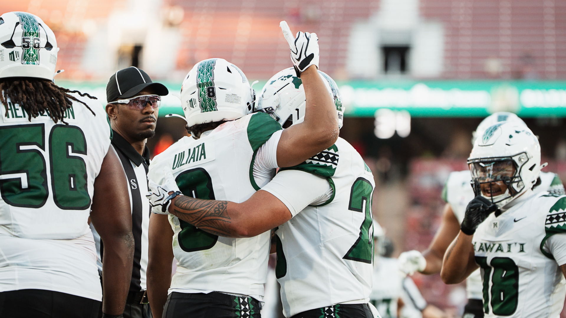 Hawaiʻi Comeback Comes Up Short Against Stanford in Season Opener