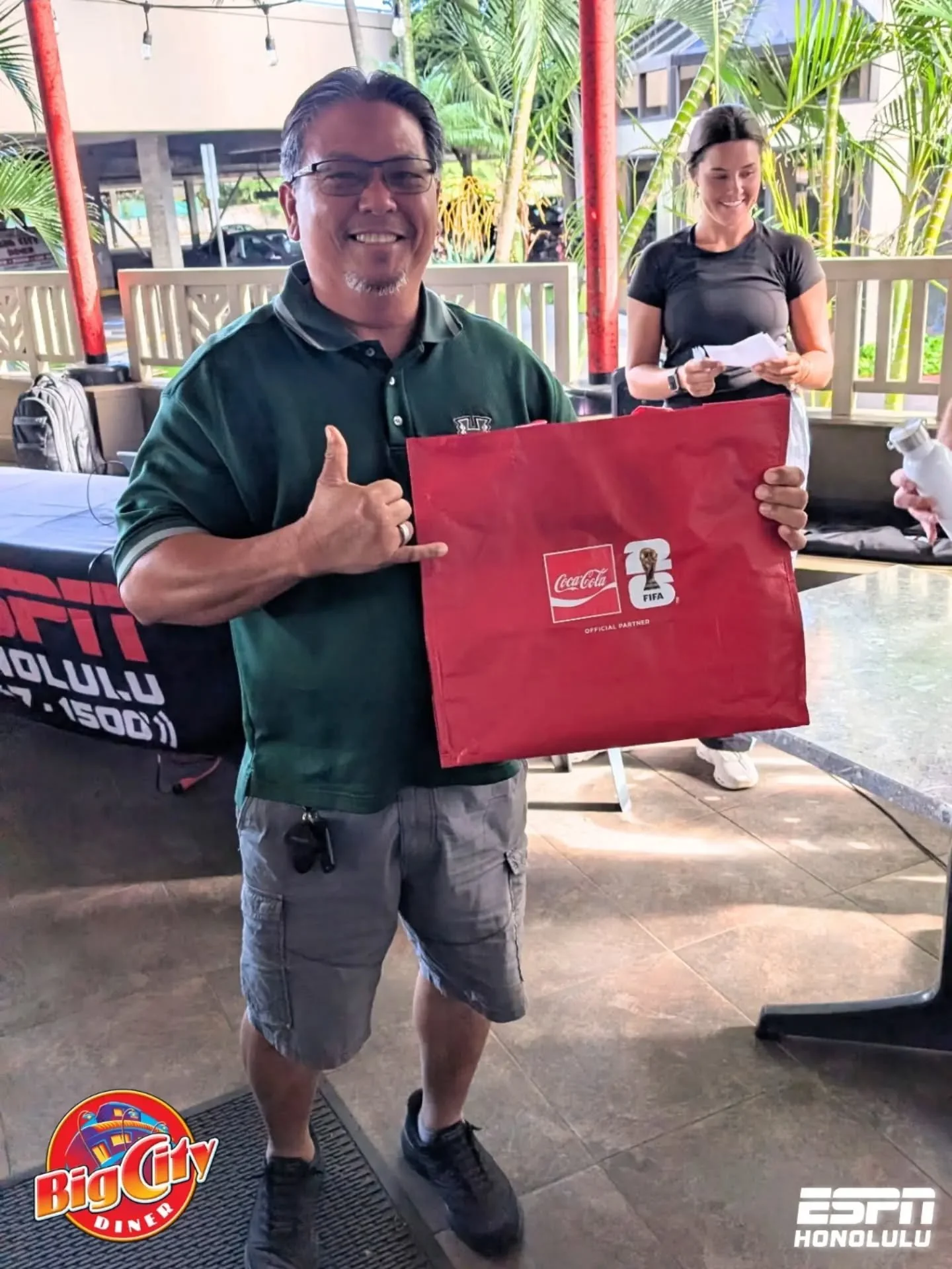 A great way to kick off the 2026 Hawaiʻi Football season! 🏈🤙🏽

Mahalo to everyone who joined us at Big City Diner Pearlridge for Countdown to Kickoff with Josh Pacheco and Arnold Martinez before Hawaiʻi took on Stanford.

And a big mahalo to Coca-