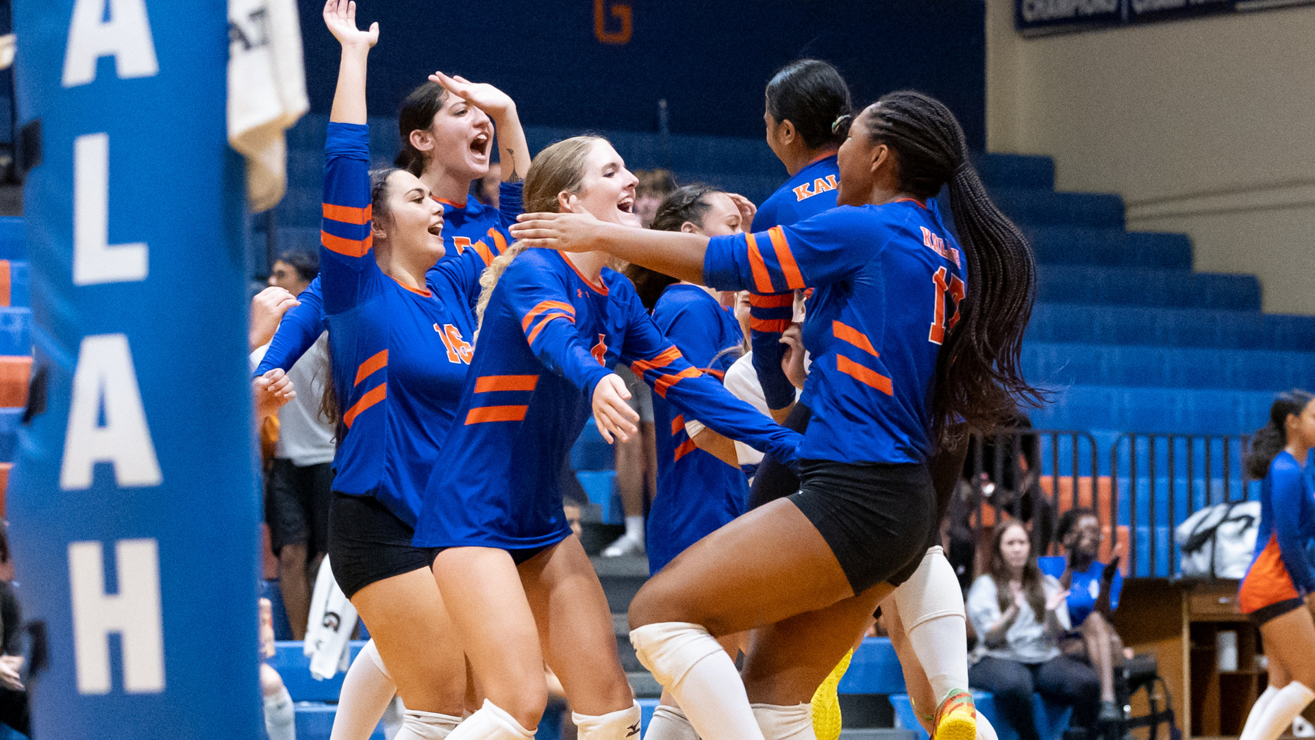 KAlaheo Sweeps Farrington in Season Opener