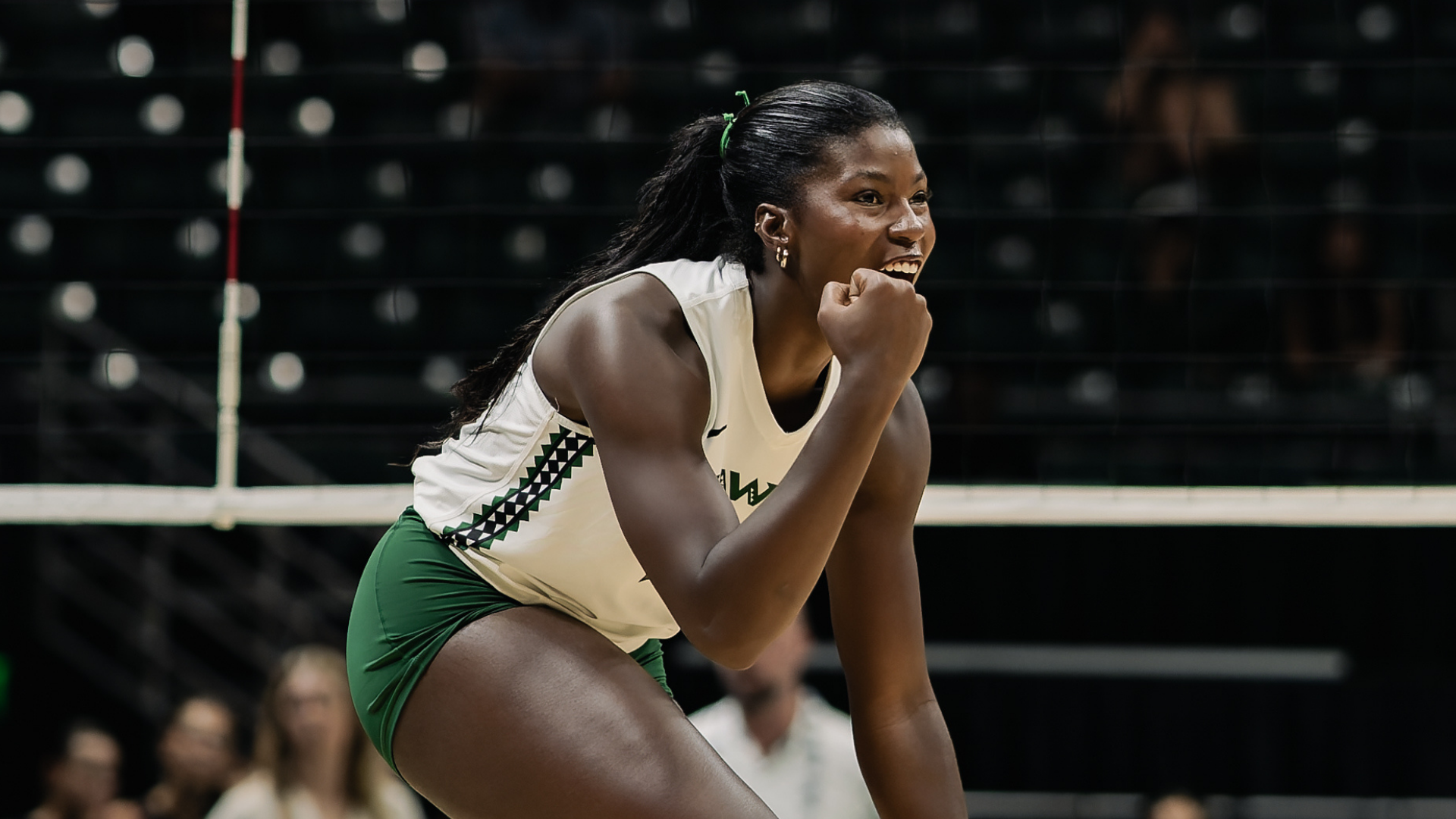Hawaiʻi Outlasts LMU in Five-Set Battle