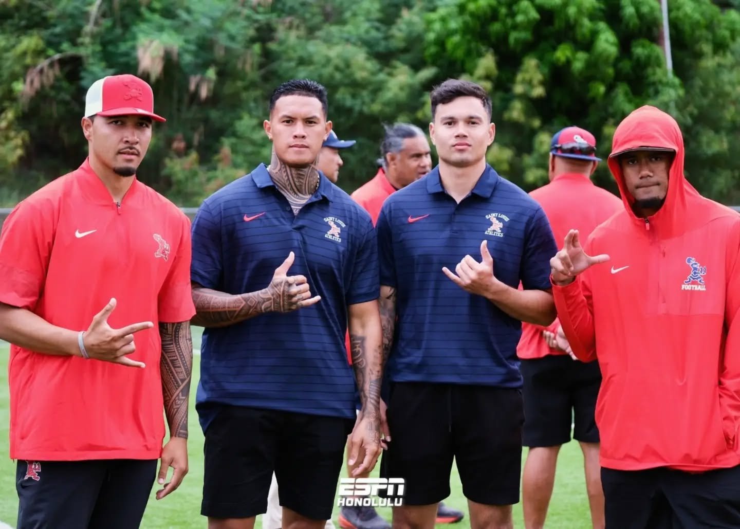 Helping guide the next generation of Crusaders. 🏈

📸 @shutterproof_808