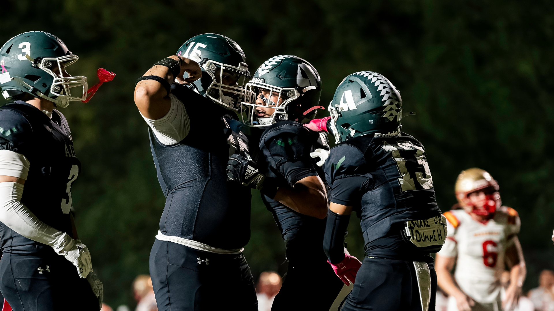 ʻAiea Rolls Past Roosevelt, 46–0