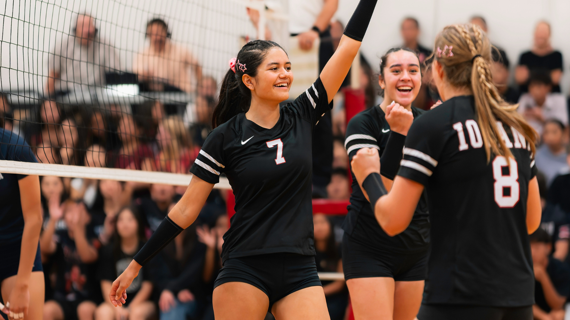 ʻIolani Sweeps Kamehameha to Capture ILH Division I Girls Volleyball Title