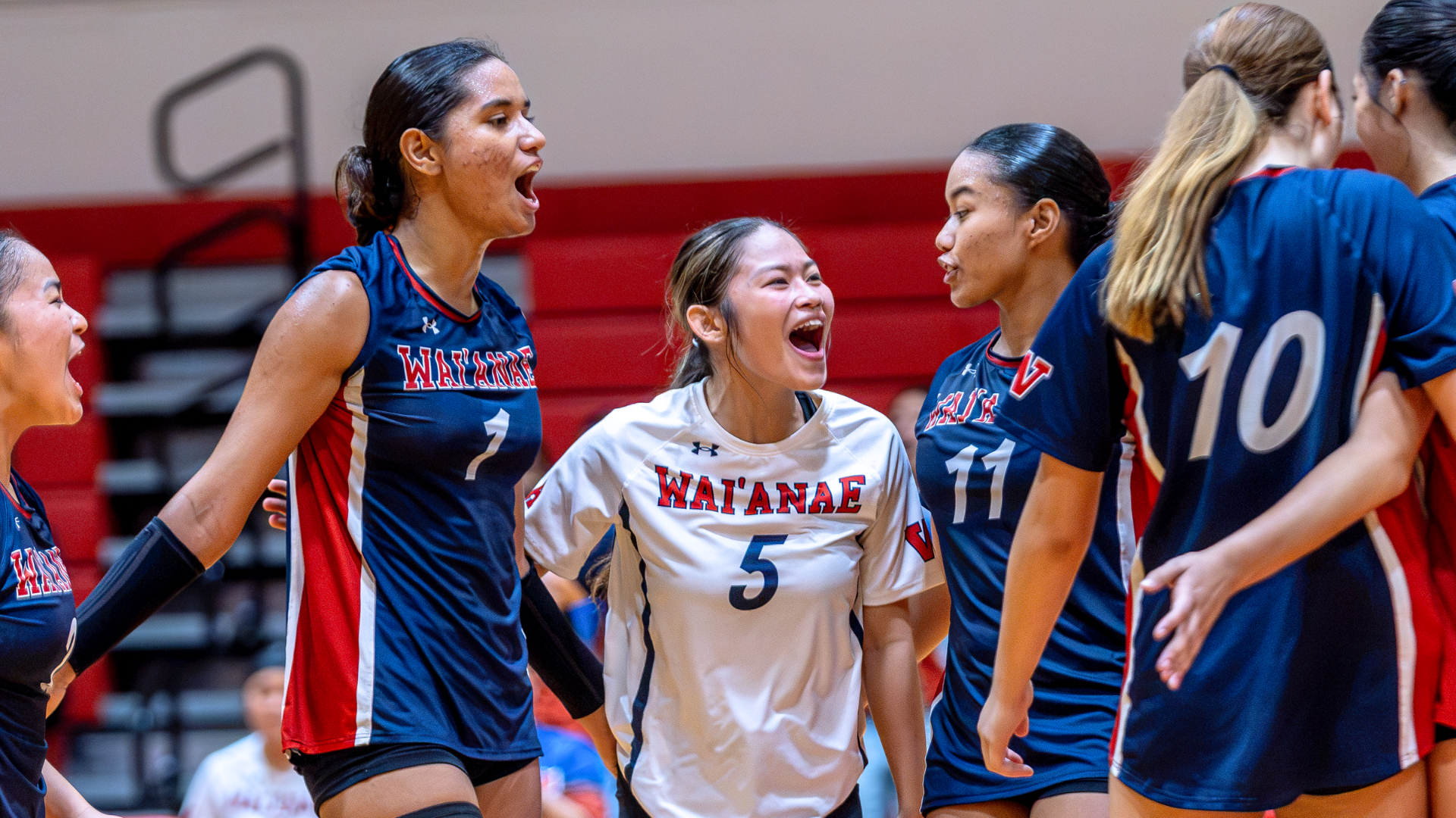Waiʻanae Rallies Past Hawaiʻi Prep to Reach D2 State Quarterfinals