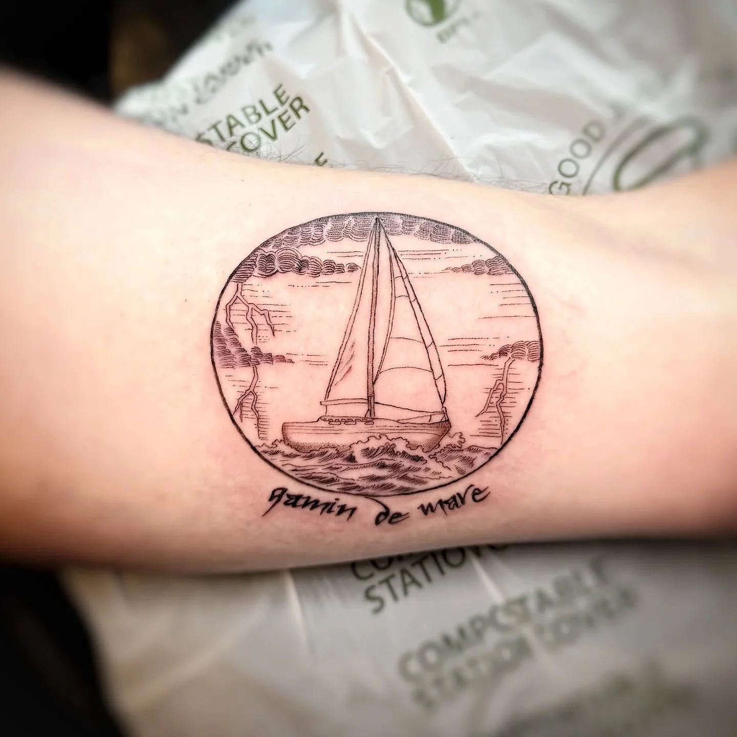Got to give this client a special piece in memory of their dad 💜 They came to me with an idea and a very blurry photo of his sailboat for reference and we made it happen.

I still have space on my books this holiday season and tattoos are one size f