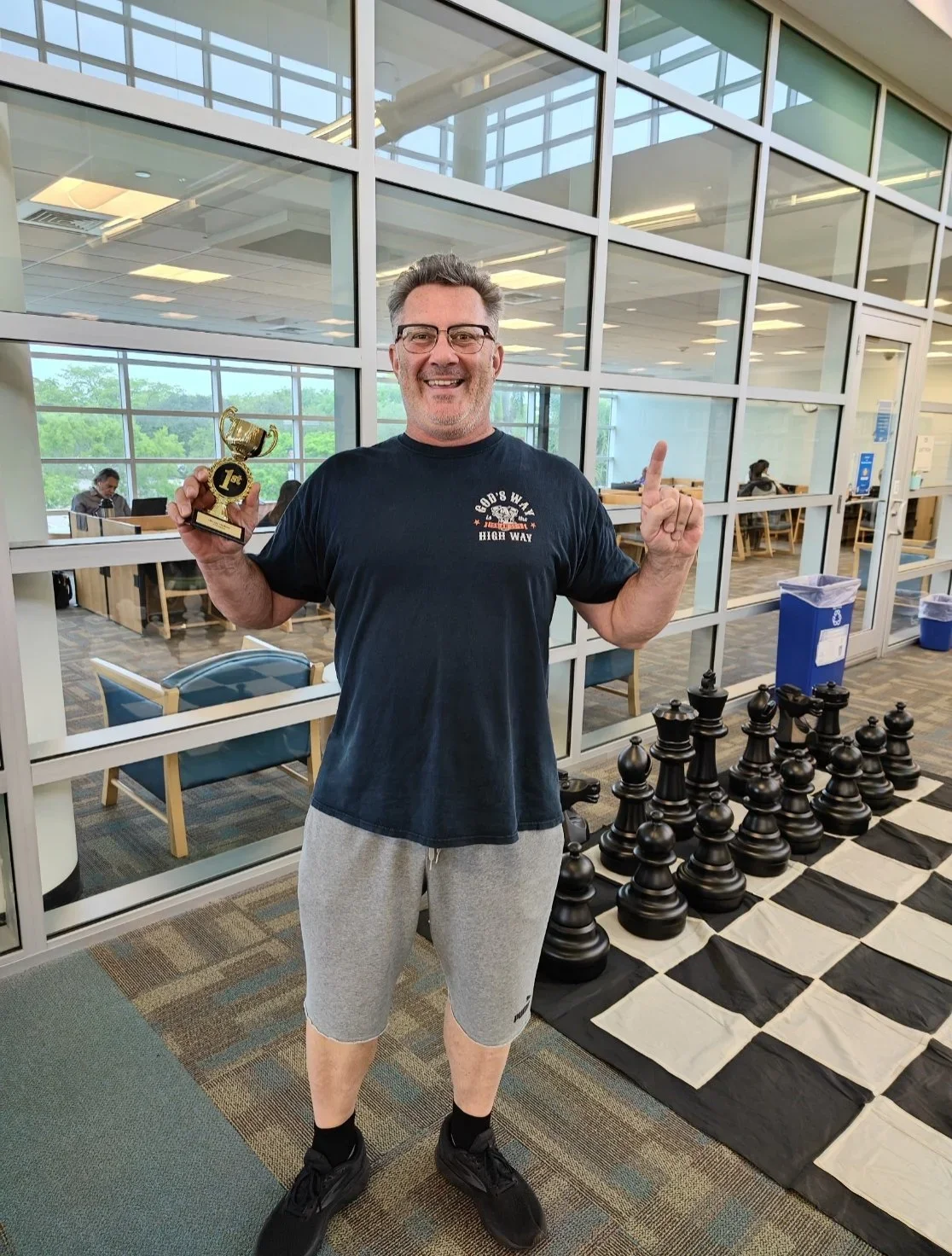   U1550 Ultimate Gladiator Champion    
2 Time Champ Thomas Barkasi