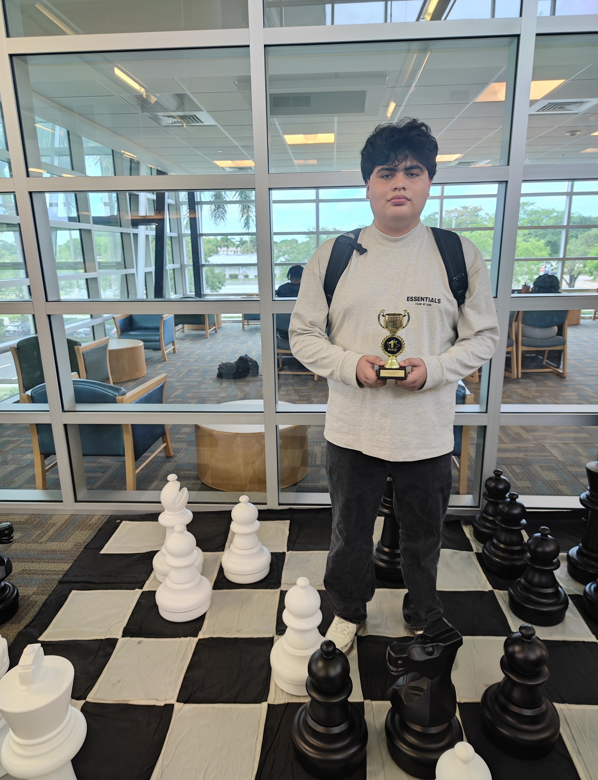 1st Place U1250 Champ Mariano Leon De La Rosa