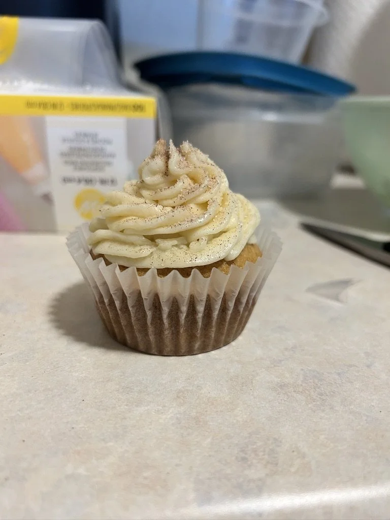 Cinnamon Roll Cupcake