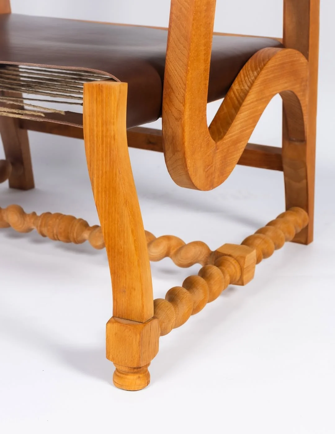 Fauteuil Relict is an easy chair crafted from a 1950s wooden frame taken from the remaining stock of furniture manufacturer Cammers. Instead of discarding this outdated frame, Dries chose to give it new life by cutting it apart and reconstructing it 