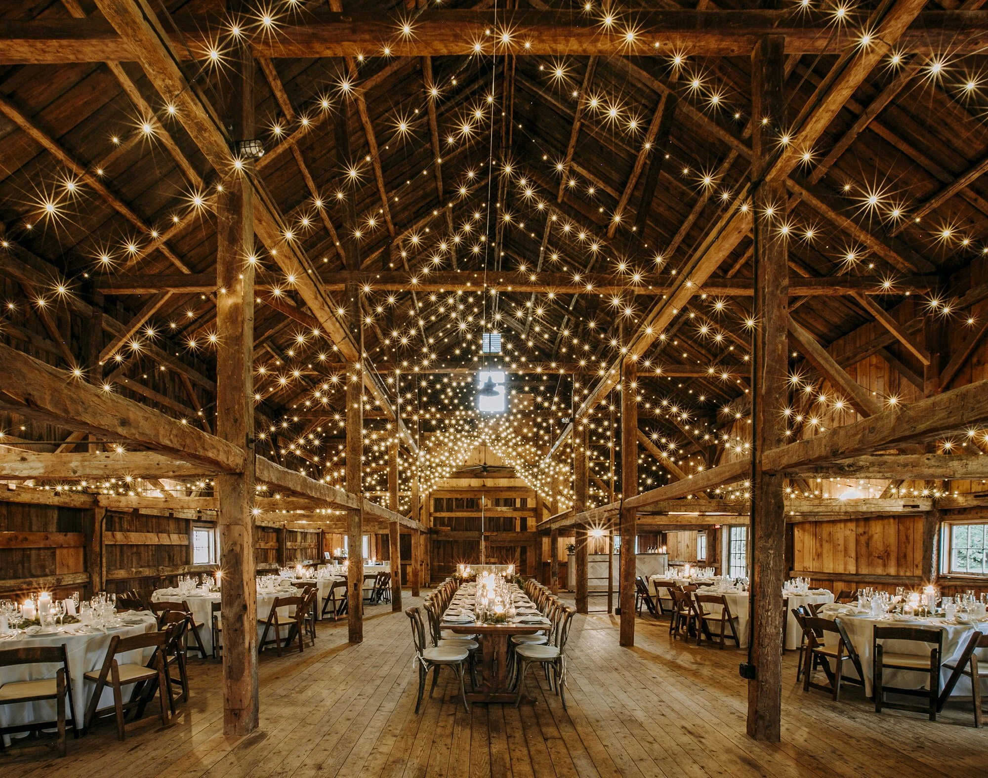 7  Maine Barn Wedding Venues to Consider