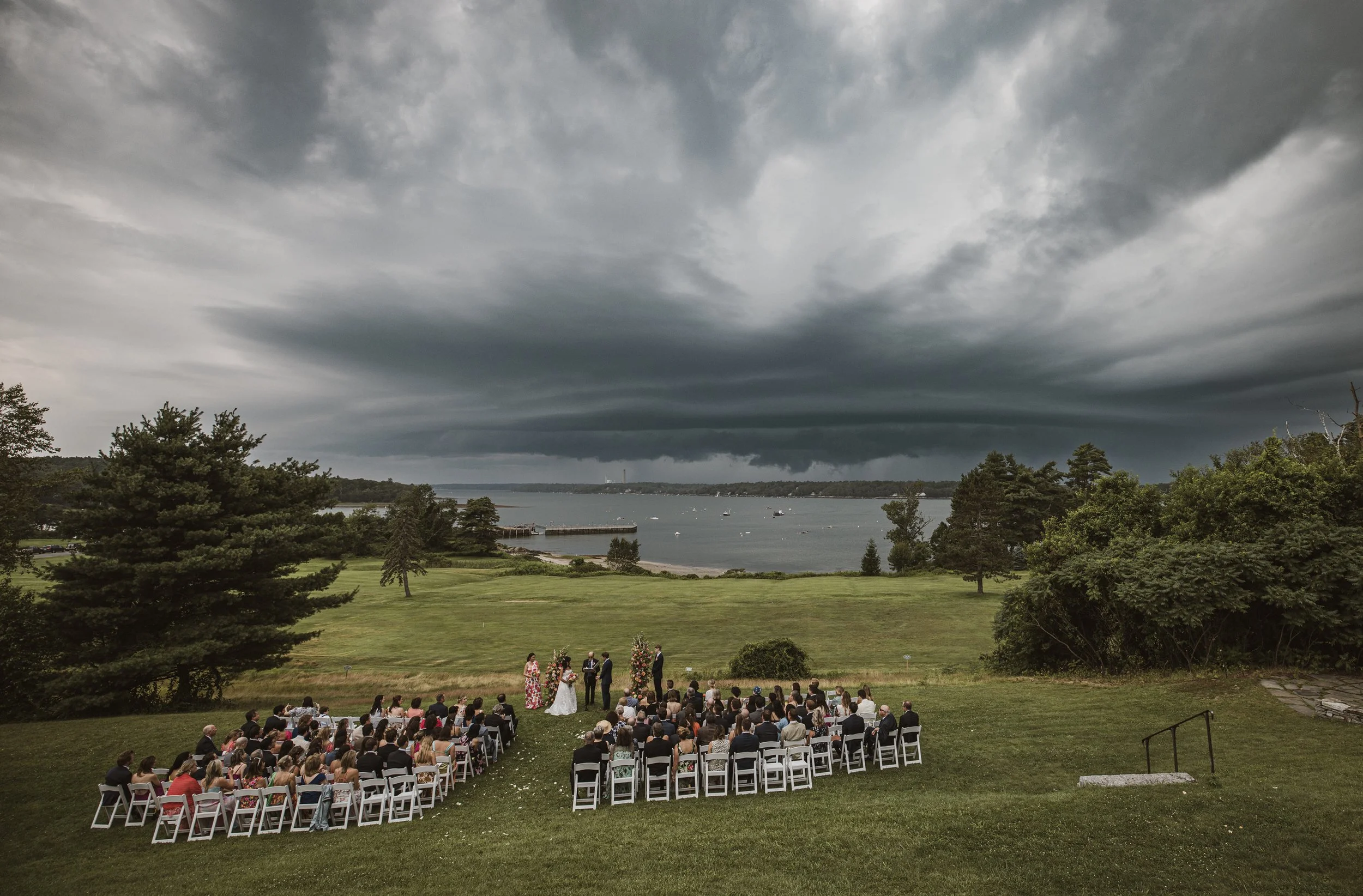 chris-bennett-photography-chebeague-island-inn-wedding.jpg