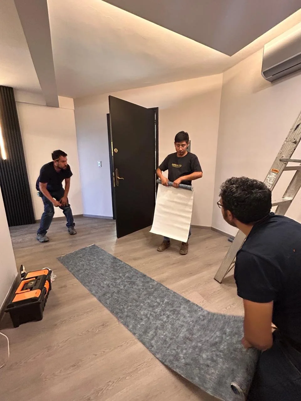 Preparación del material antes de su colocación.