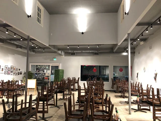 dining-room1 (1).webp