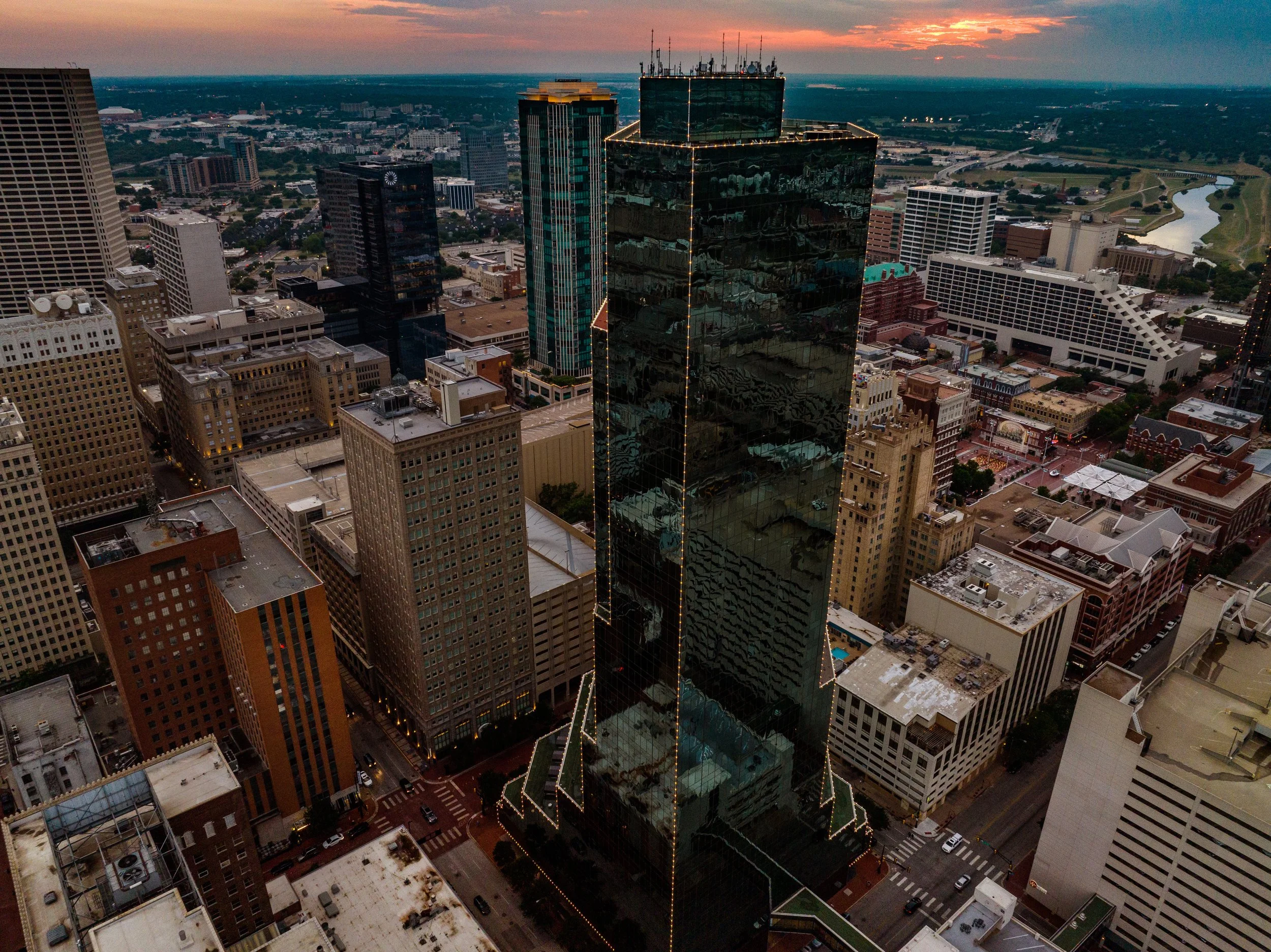 777 Main 00045.jpg