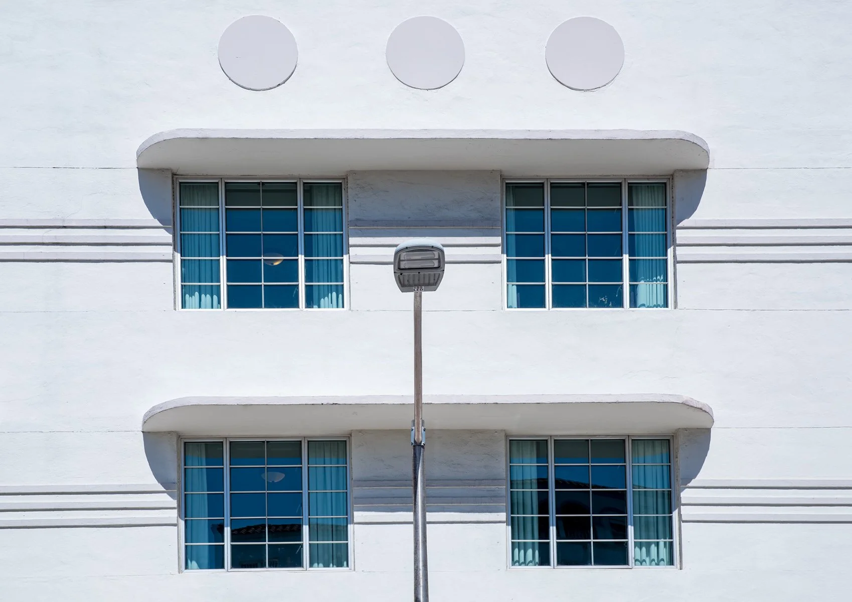 Essex House - Miami Beach