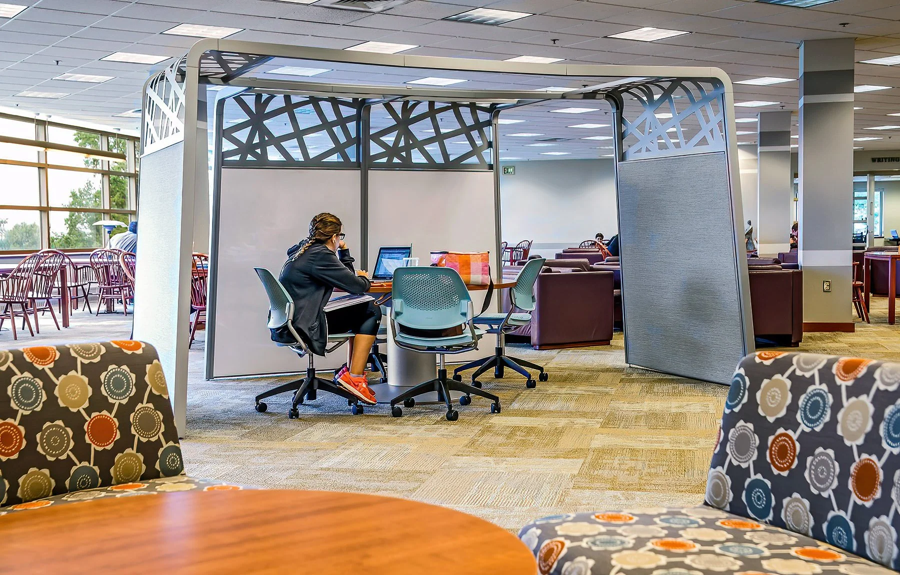 Study Nook - Gabriele Library, Immaculata University © David Fonda.jpg