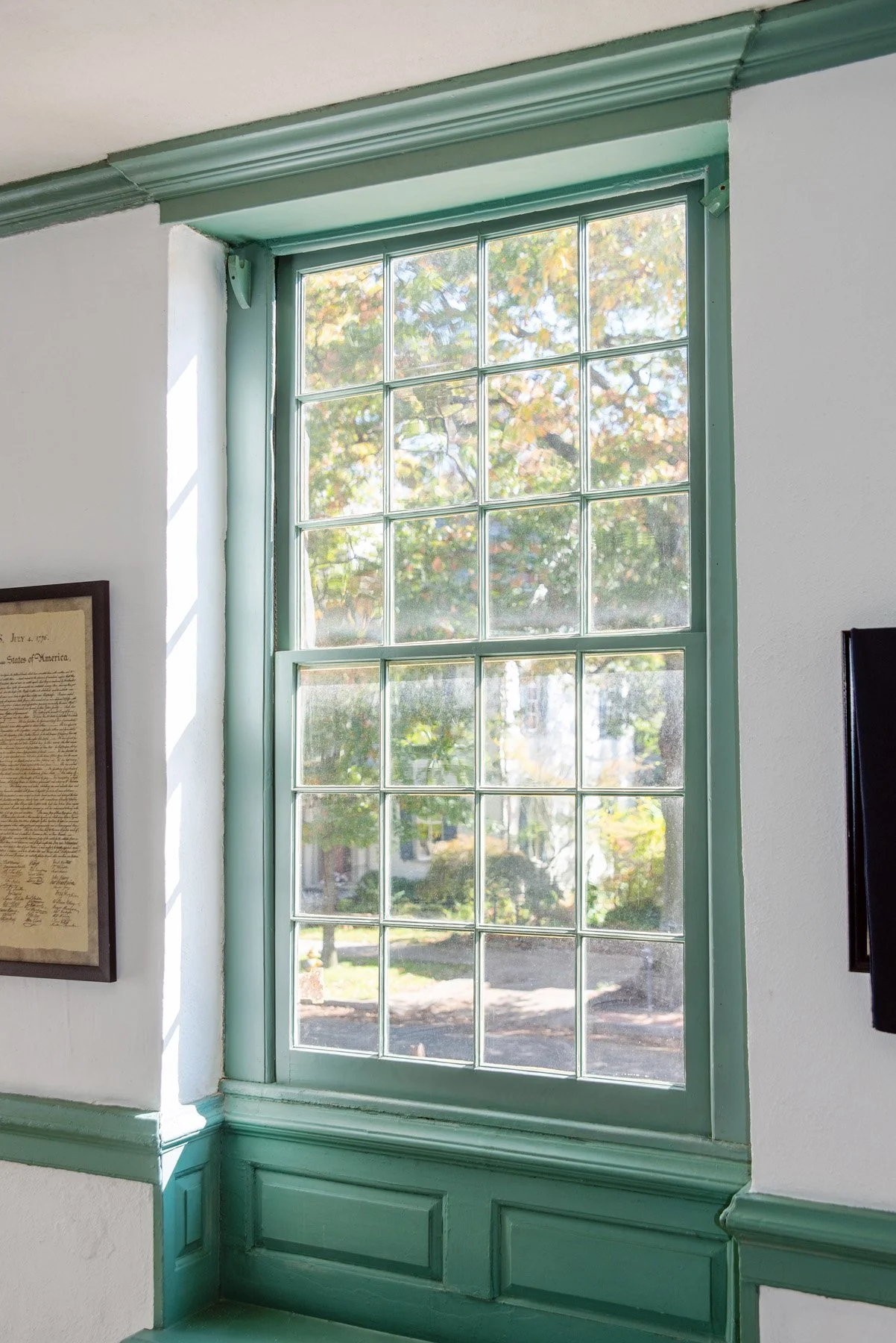 Window, Indian King Tavern
