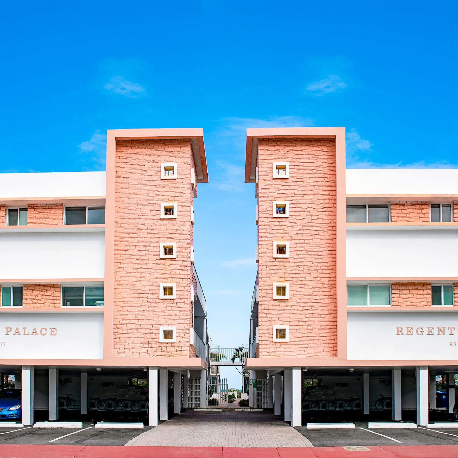 Regent Palace - Surfside