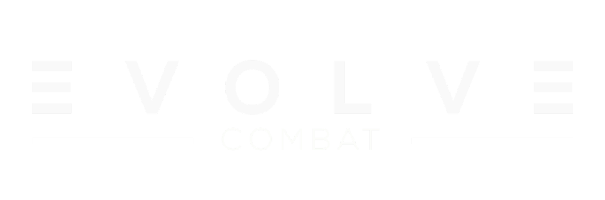 Logo for EVOLVE COMBAT med svart bakgrunn og hvit tekst