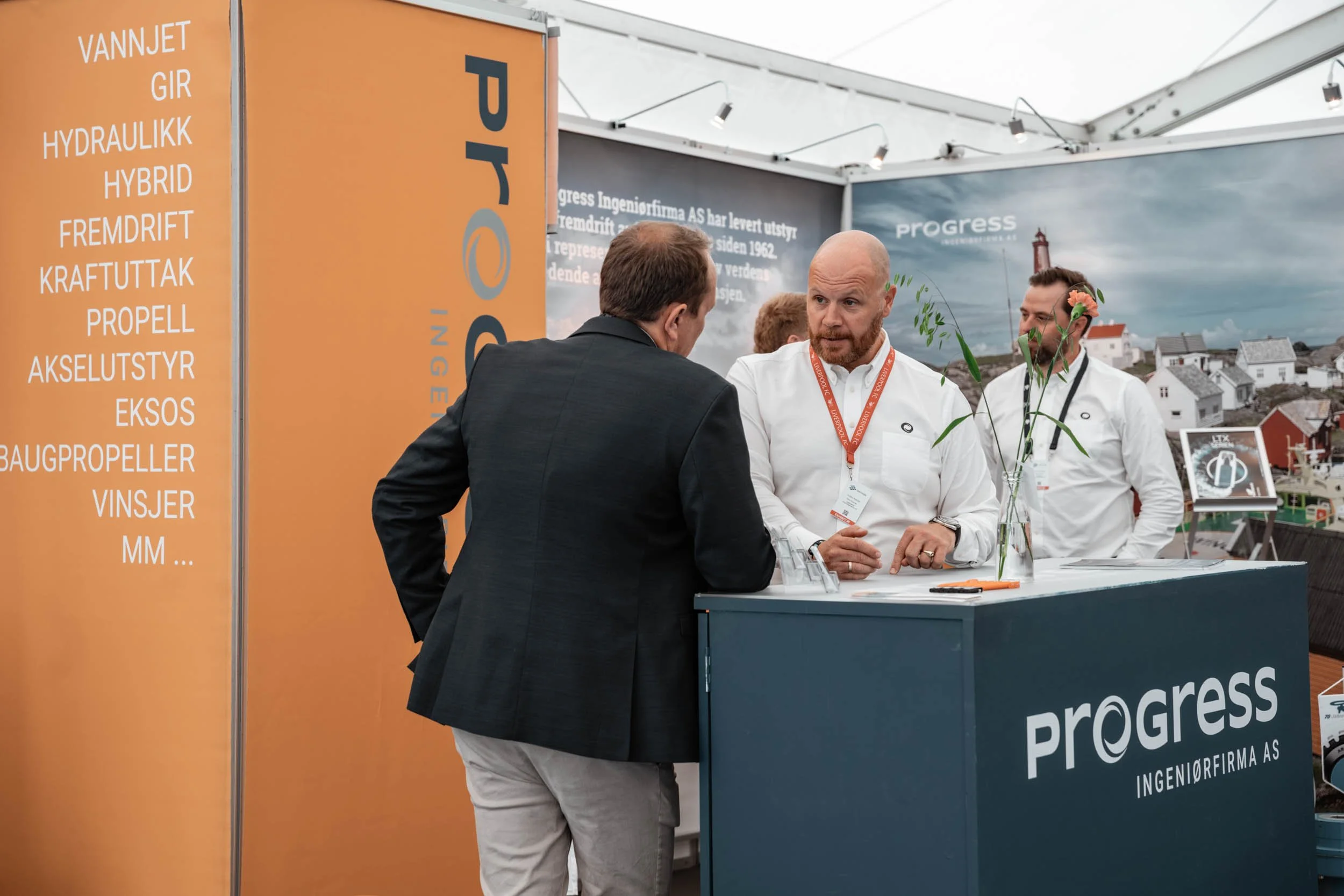 Profesjonelt foto til bruk på nettside og digitale flater