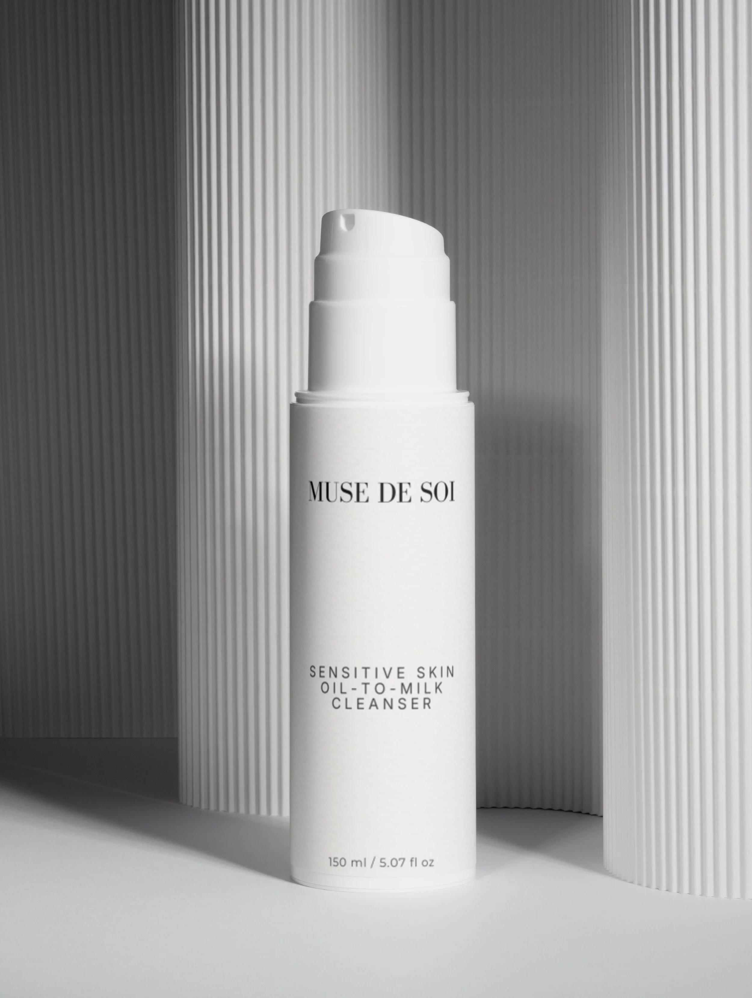Oil-to-milk cleanser